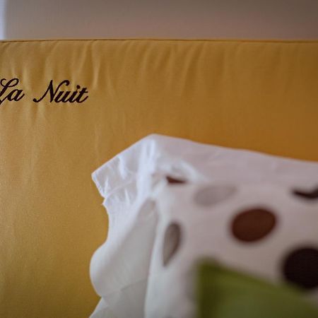 La Nuit Bed & Breakfast Bari Bilik gambar