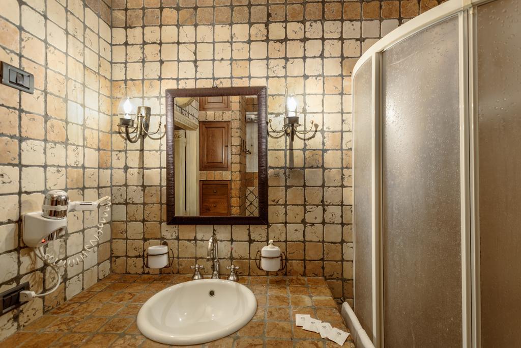 La Nuit Bed & Breakfast Bari Bilik gambar